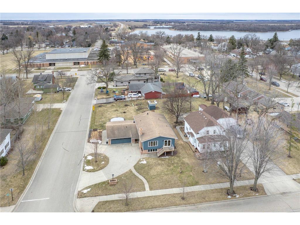 417 E Division Street Elbow Lake MN 56531 7049056 image40