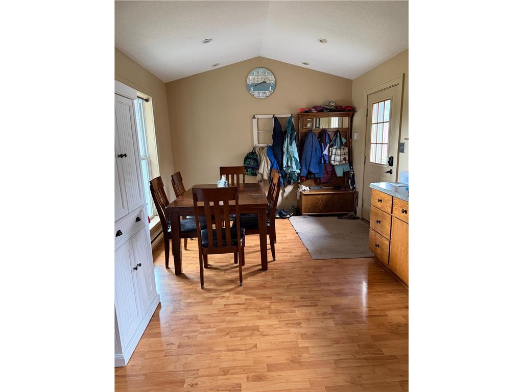 417 E Wyoming Street Redwood Falls MN 56283 7103870 image11