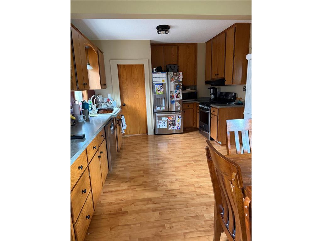 417 E Wyoming Street Redwood Falls MN 56283 7103870 image12