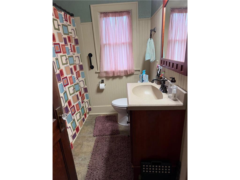 417 E Wyoming Street Redwood Falls MN 56283 7103870 image15