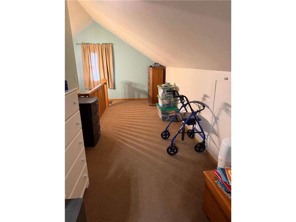 417 E Wyoming Street Redwood Falls MN 56283 7103870 image25