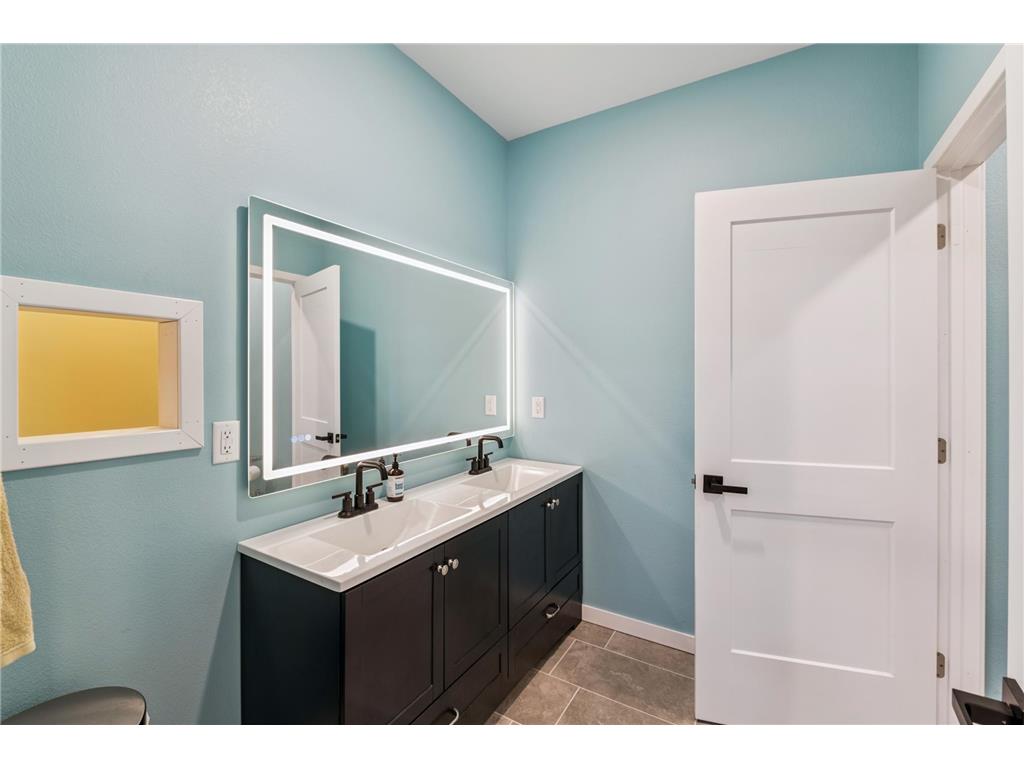 417 Elk Street Duluth MN 55803 6790964 image22