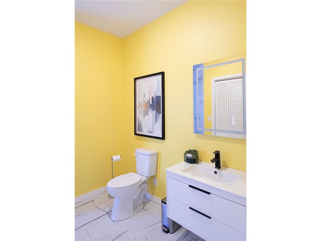 417 Elk Street Duluth MN 55803 7009405 image25