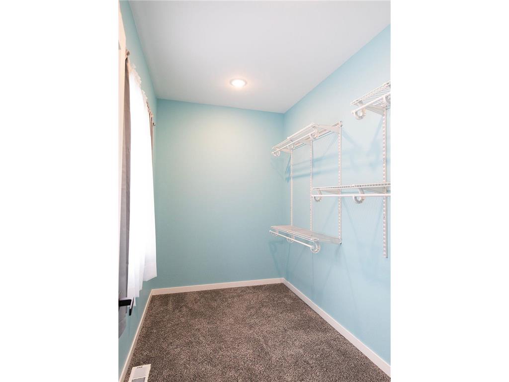 417 Elk Street Duluth MN 55803 7009405 image36