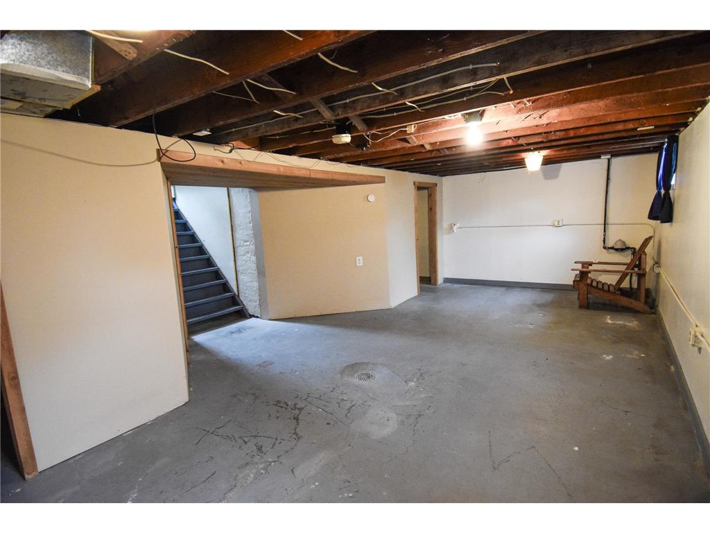 417 Kendall Avenue S Thief River Falls MN 56701 7110616 image24