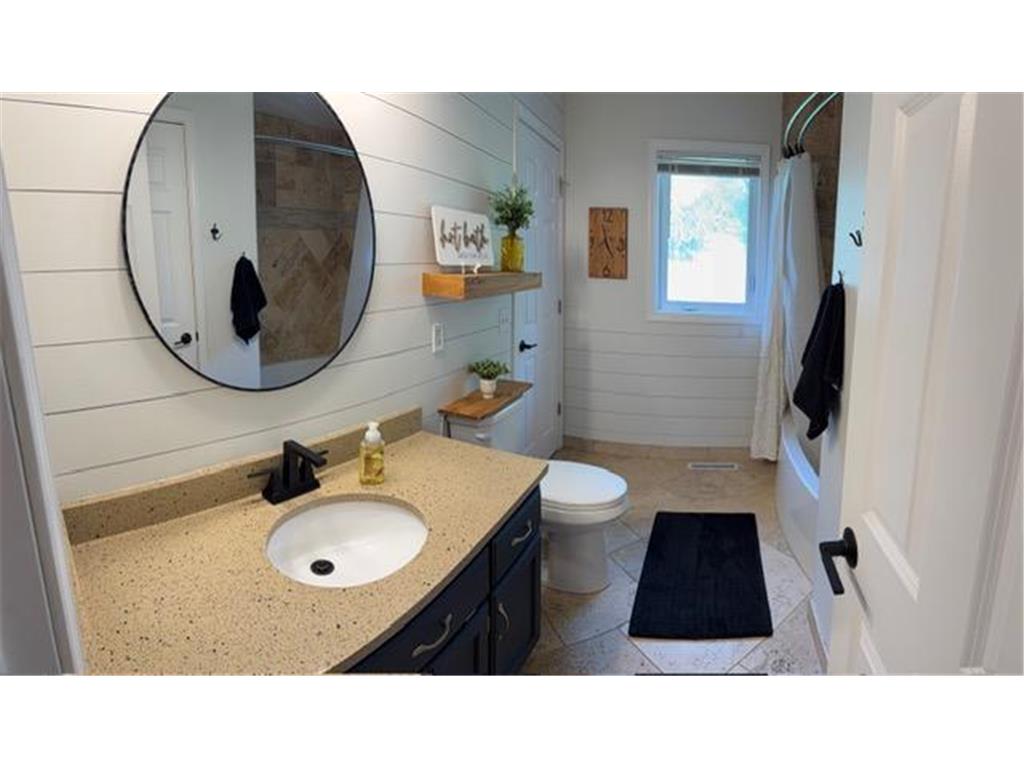 417 S Austin Avenue Litchfield MN 55355 7078411 image10