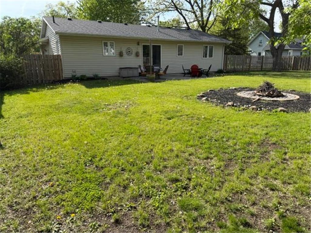 417 S Austin Avenue Litchfield MN 55355 7078411 image31