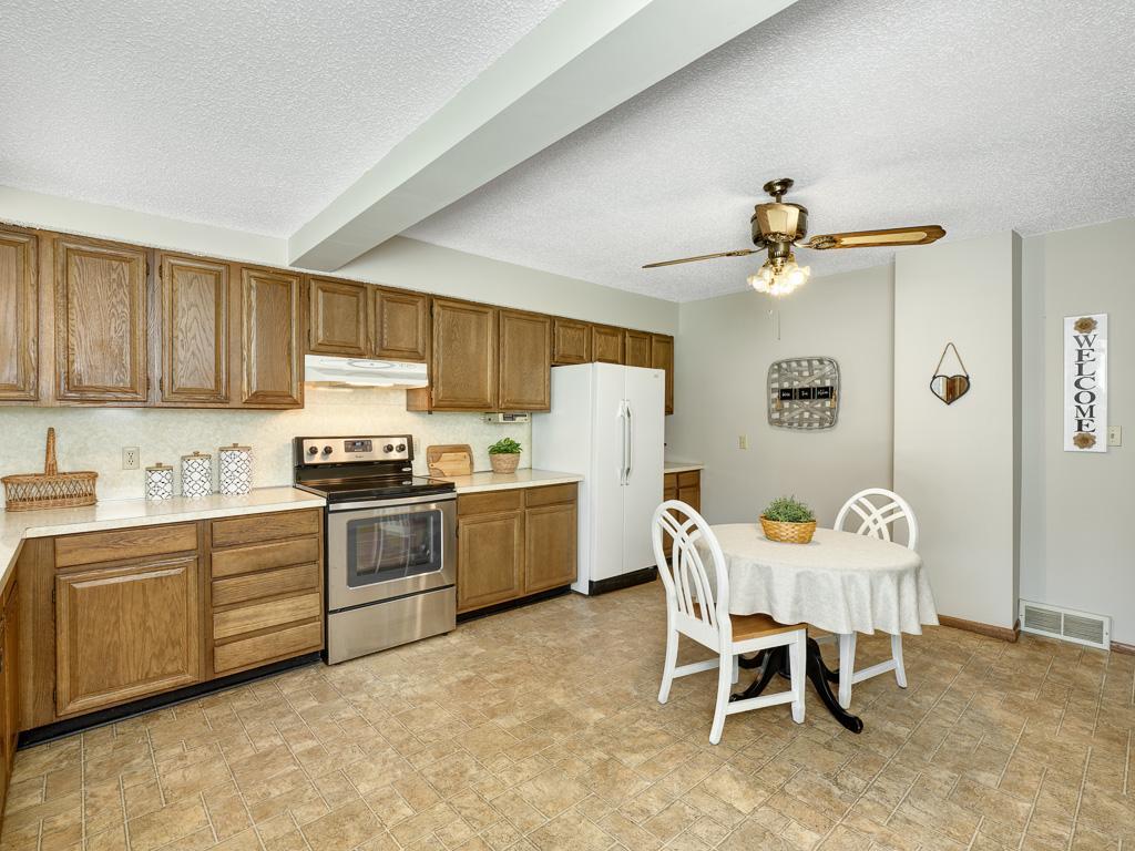 417 S Elm Street Waconia MN 55387 7074937 image7