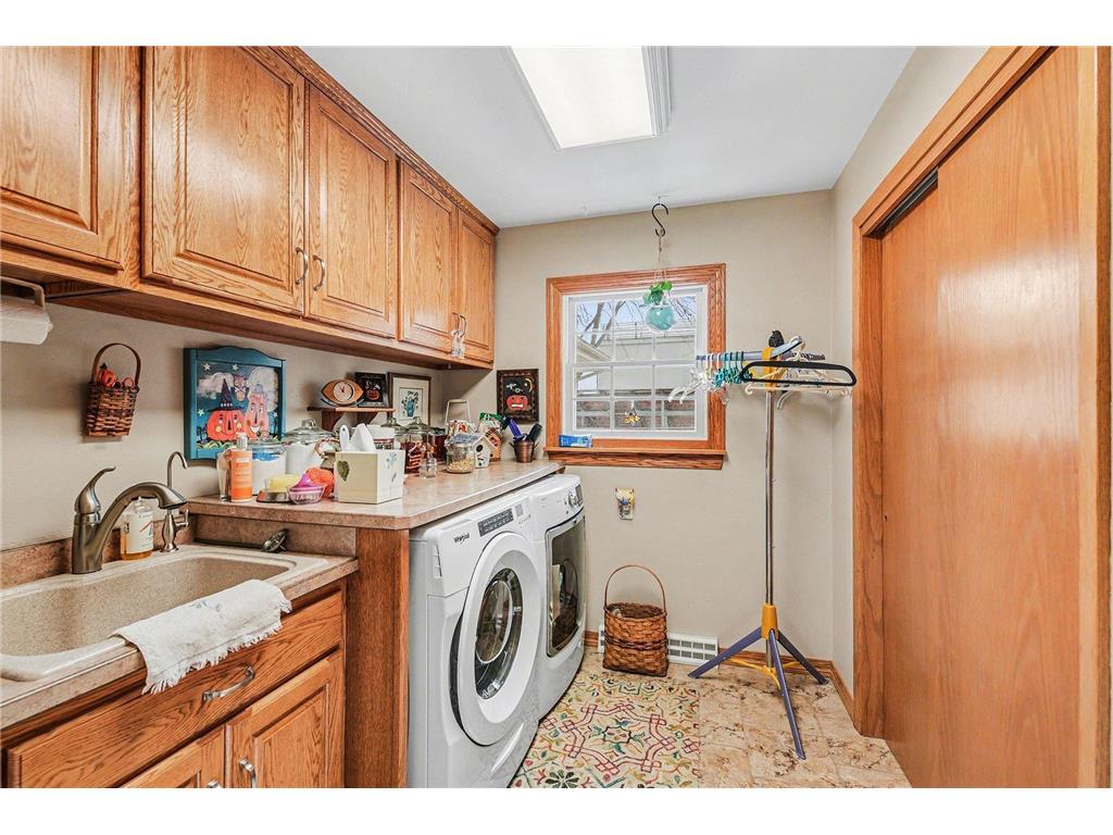 417 S Fairview Drive Luverne MN 56156 7014745 image20