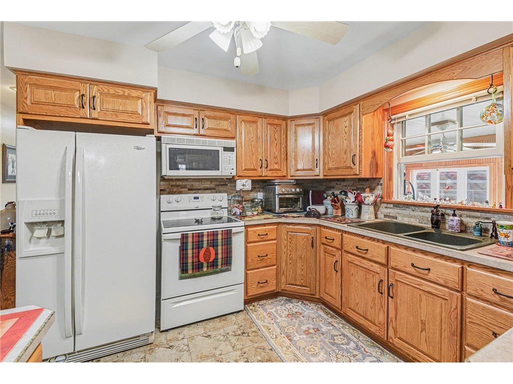 417 S Fairview Drive Luverne MN 56156 7014745 image6