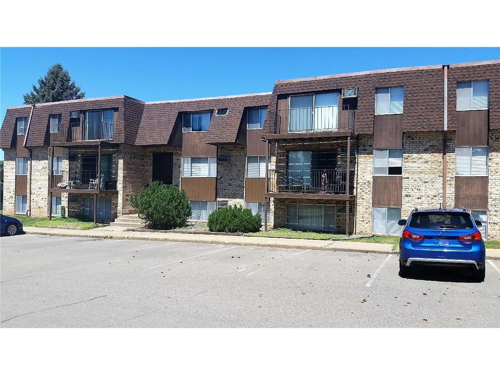 417 S Wasson Lane River Falls WI 54022 6474817 image1