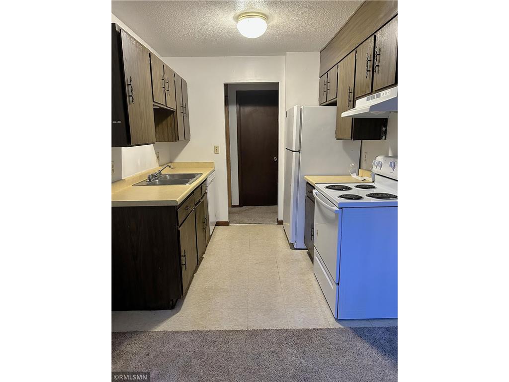 417 S Wasson Lane #G2 River Falls WI 54022 6820030 image7