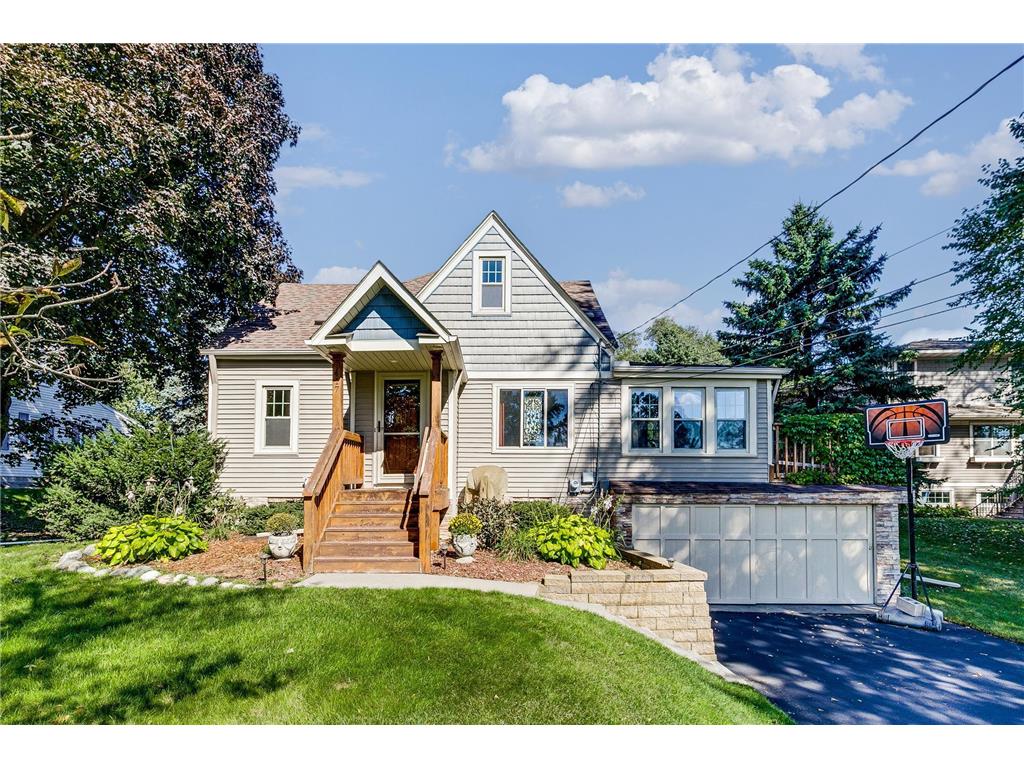 417 W Horseshoe Drive Shoreview MN 55126 6788287 image1