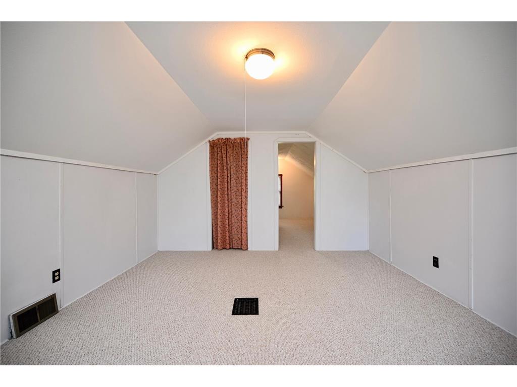 417 W Mill Street Winona MN 55987 7073365 image16