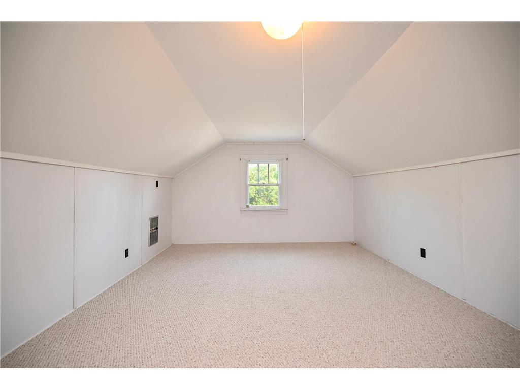 417 W Mill Street Winona MN 55987 7073365 image17