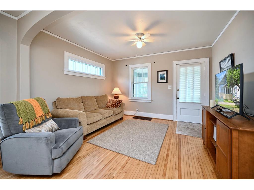 417 W Mill Street Winona MN 55987 7073365 image4