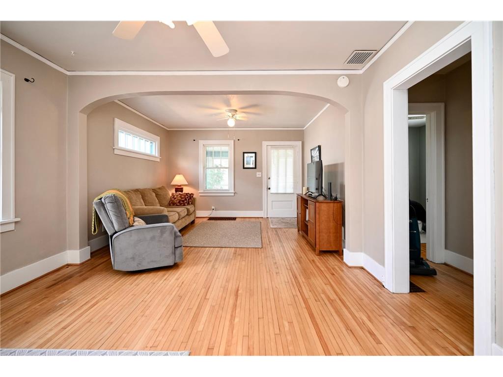 417 W Mill Street Winona MN 55987 7073365 image7