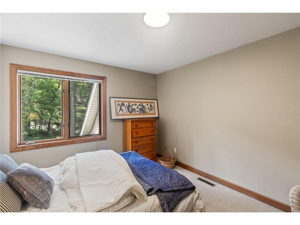 4172 Cashell Glen Eagan MN 55122 7048887 image21