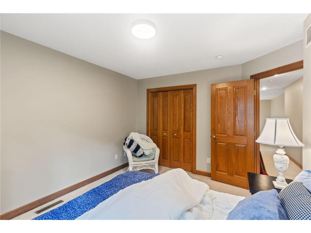 4172 Cashell Glen Eagan MN 55122 7048887 image22
