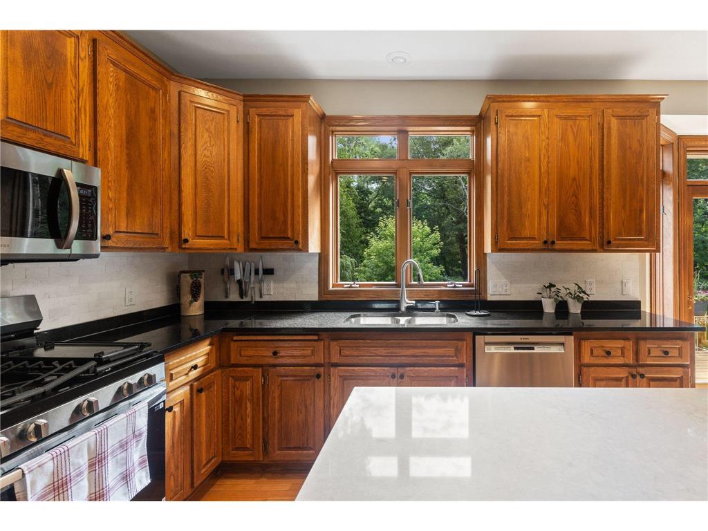 4172 Cashell Glen Eagan MN 55122 7048887 image7