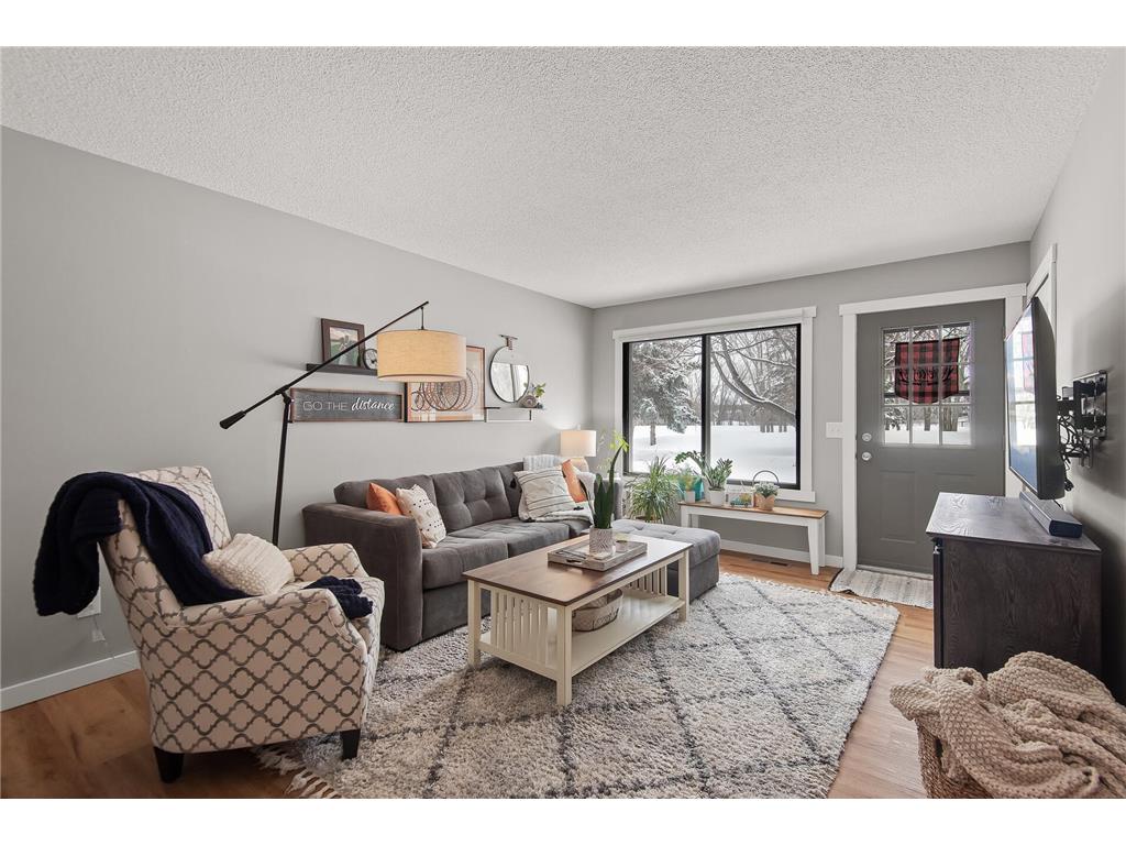 4172 White Bear Parkway #1305 White Bear Twp MN 55110 6339181 image1