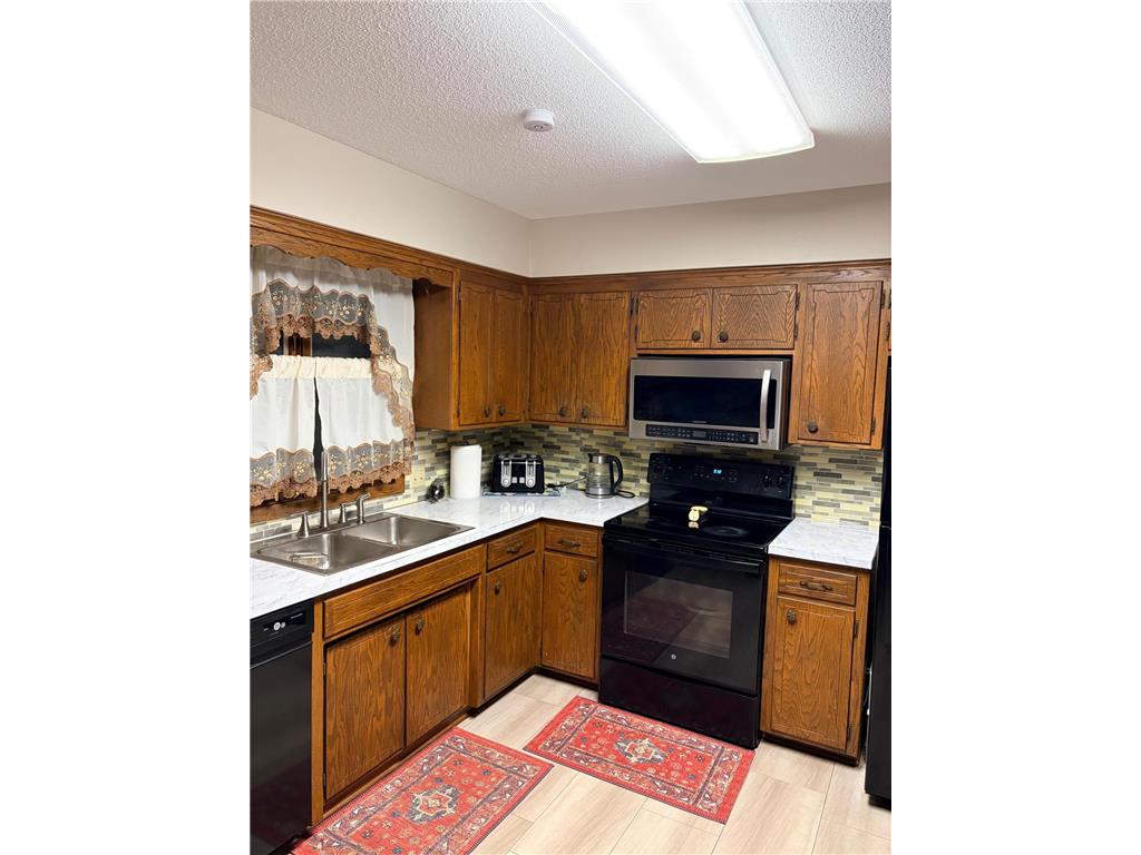 4173 Colorado Avenue N Crystal MN 55422 7033193 image2