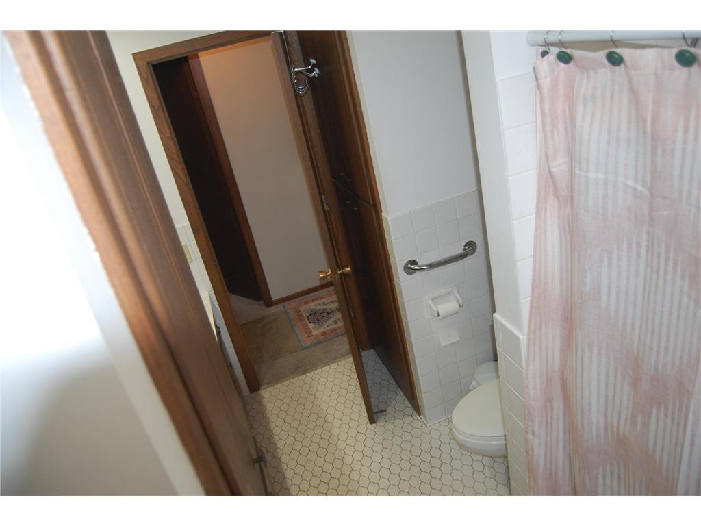 4173 Colorado Avenue N Crystal MN 55422 7033193 image8