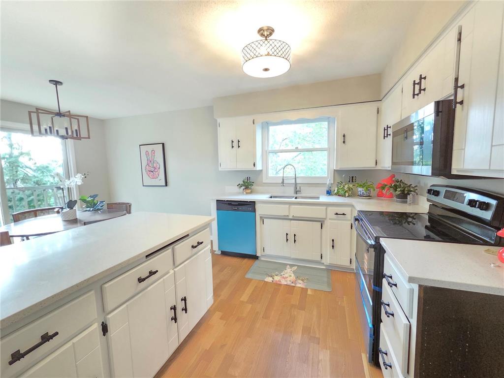 4174 Oakcrest Drive Vadnais Heights MN 55127 6808292 image3