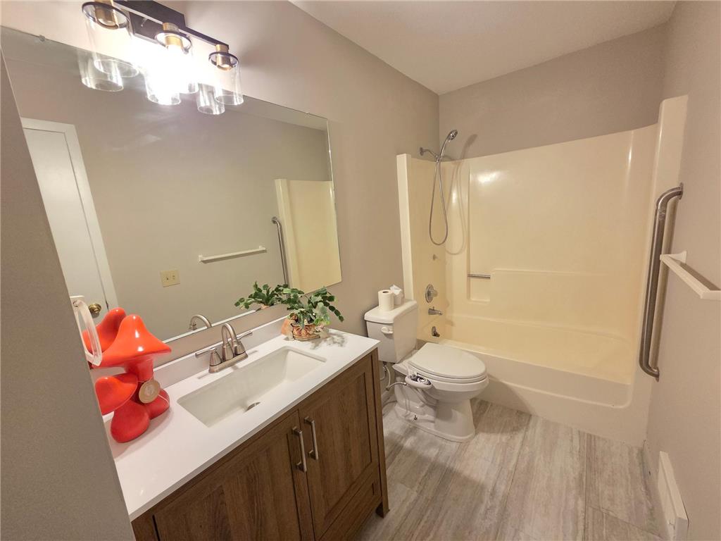 4174 Oakcrest Drive Vadnais Heights MN 55127 6808292 image31