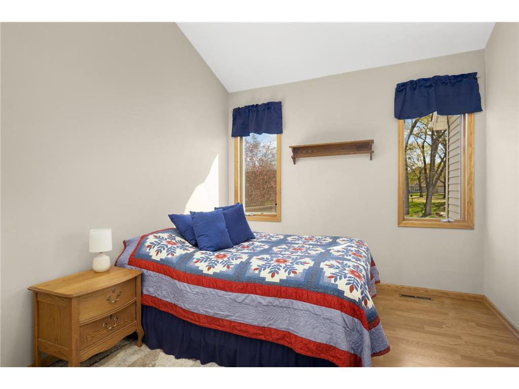 418 97th Avenue NW Coon Rapids MN 55433 7063217 image14