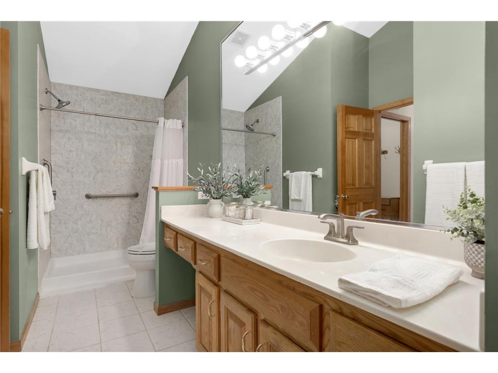418 97th Avenue NW Coon Rapids MN 55433 7063217 image16