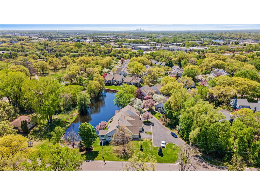 418 97th Avenue NW Coon Rapids MN 55433 7063217 image35