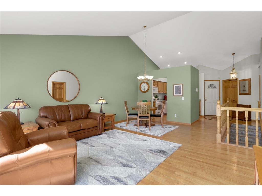 418 97th Avenue NW Coon Rapids MN 55433 7063217 image5