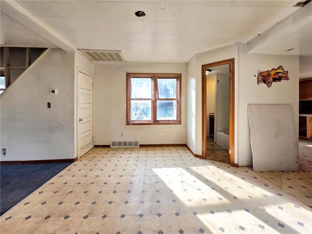 418 Main Street E Detroit Lakes MN 56501 7077943 image4