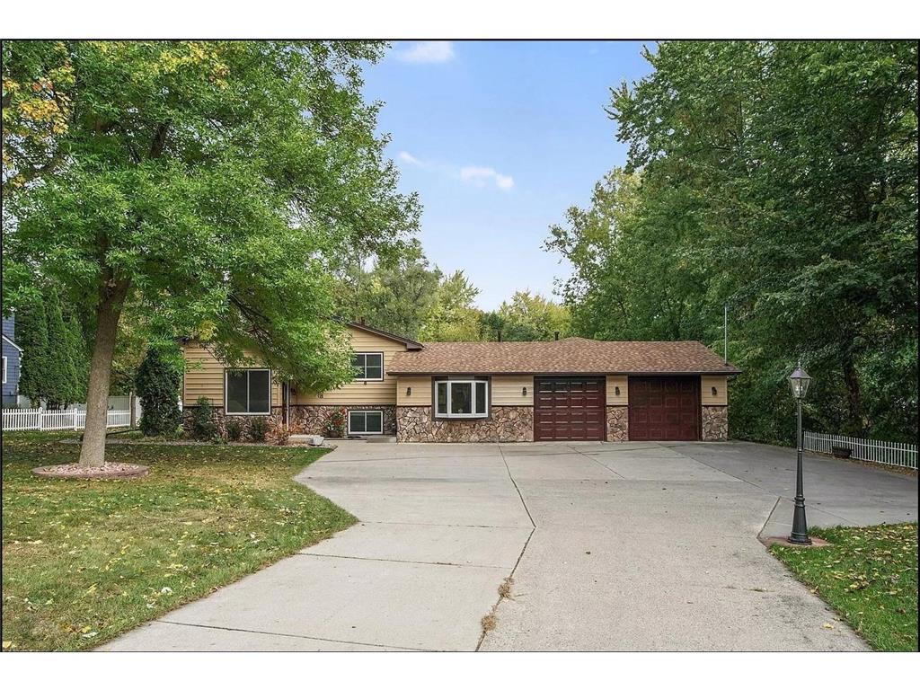 418 Mission Road W Bloomington MN 55420 6462591 image1