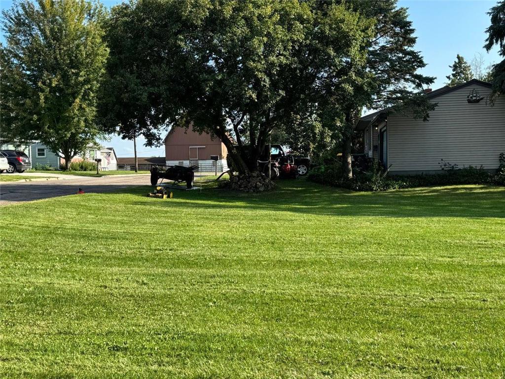 418 Monroe Caledonia MN 55921 7019212 image2