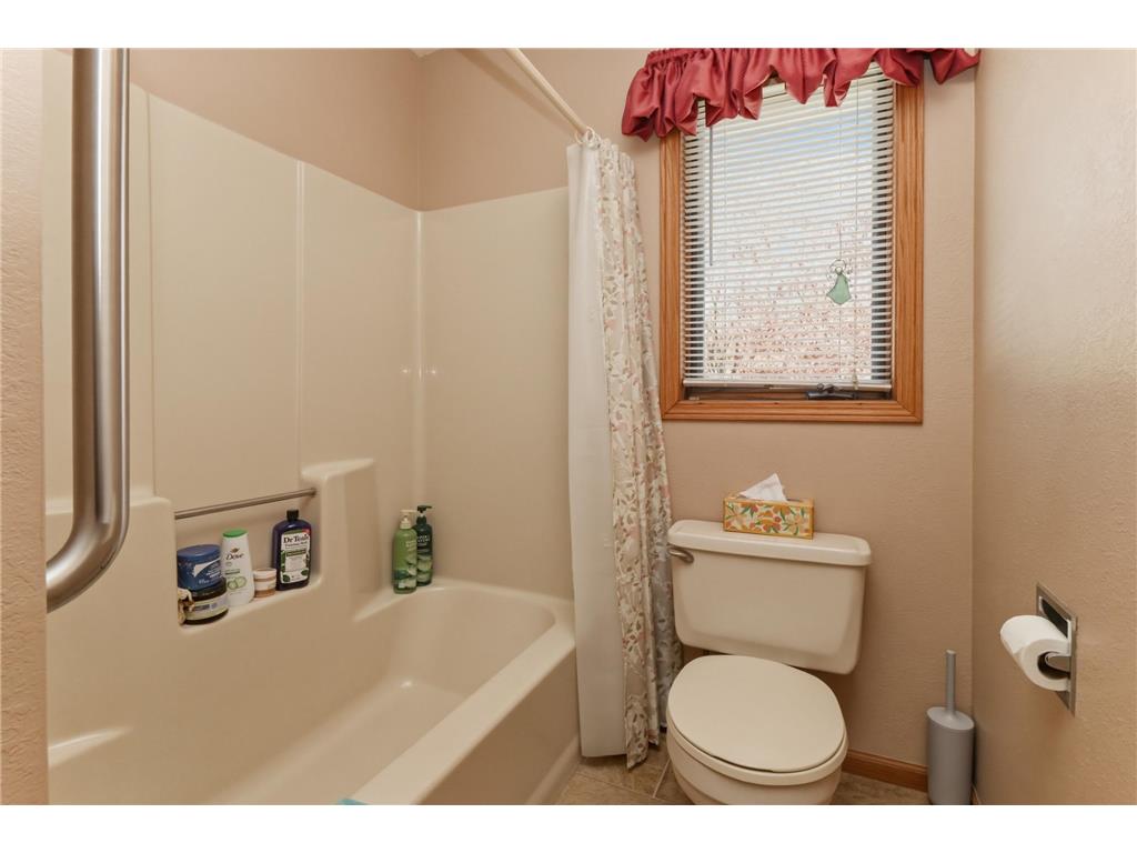 418 N Clayborn Avenue Parkers Prairie MN 56361 7073312 image26