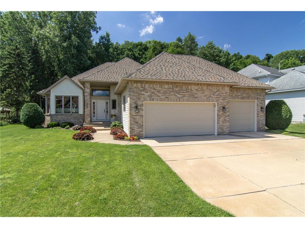 418 Oak Creek Drive S Vadnais Heights MN 55127 6746742 image1