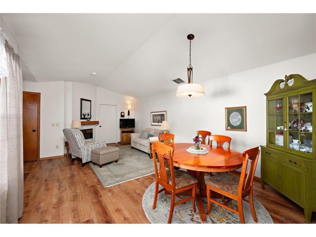 418 Sarazin Street Shakopee MN 55379 7015872 image5