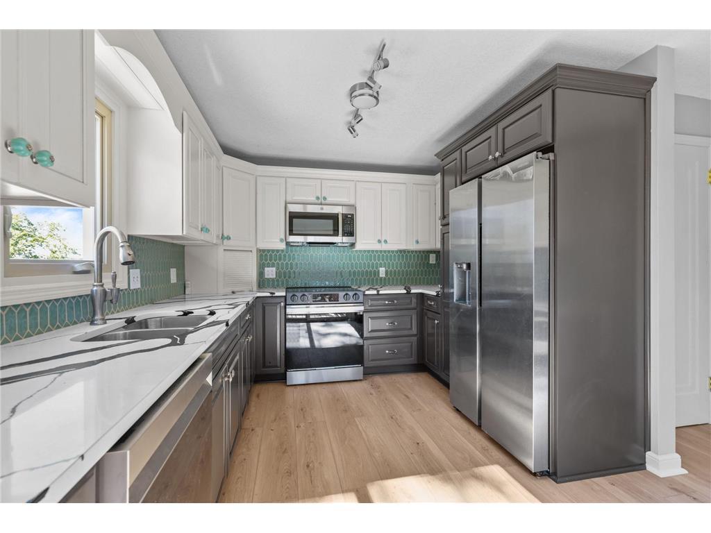 4181 White Bear Avenue N White Bear Lake MN 55110 - Goose 7086597 image8