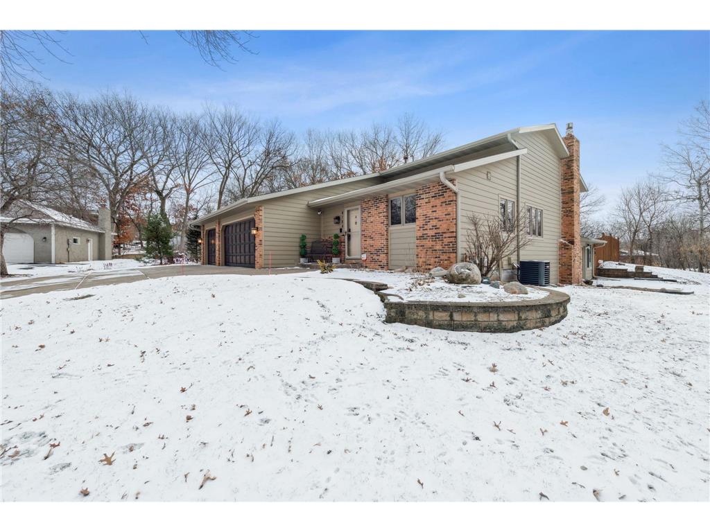 4184 Strawberry Lane, Eagan, MN, 55123 MLS 6468491 Edina Realty