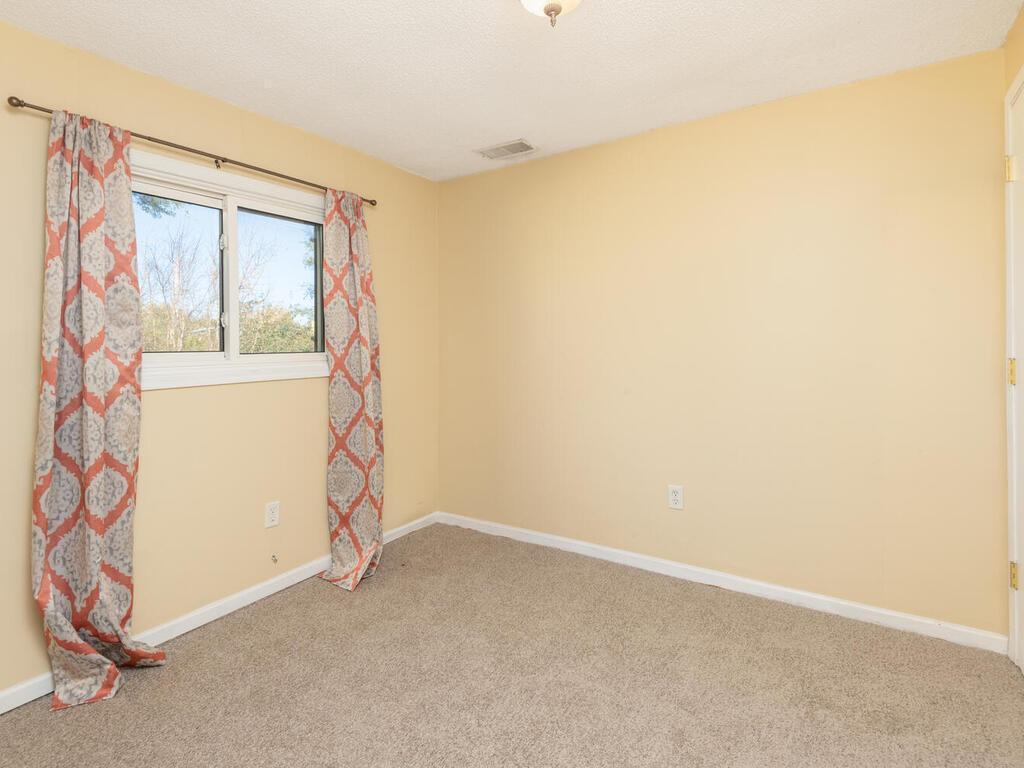 4185 Austin Street NE Blaine MN 55014 7040027 image17
