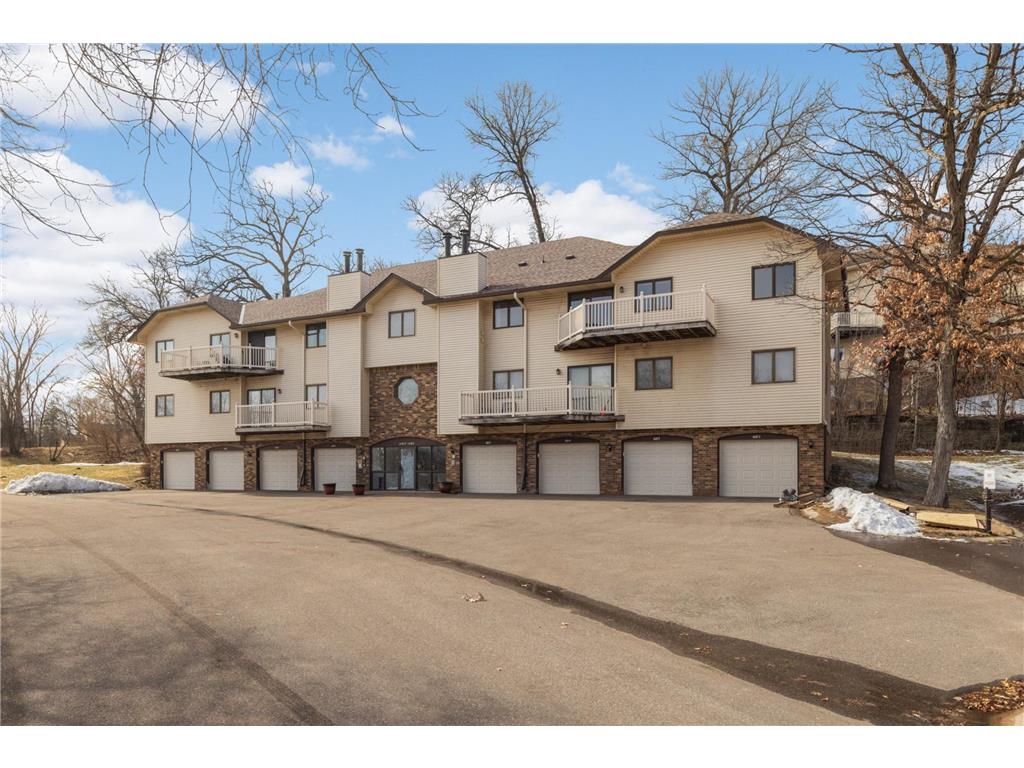 4185 Hilltop Point Eagan MN 55123 7015383 image1