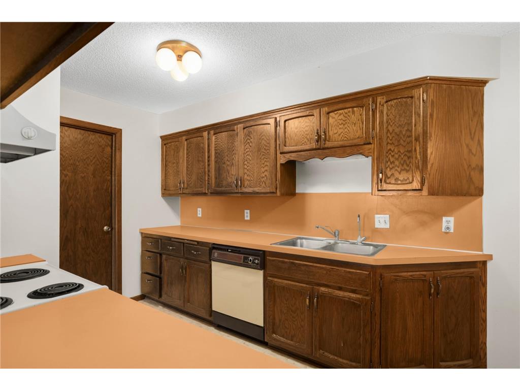 4185 Hilltop Point Eagan MN 55123 7015383 image18