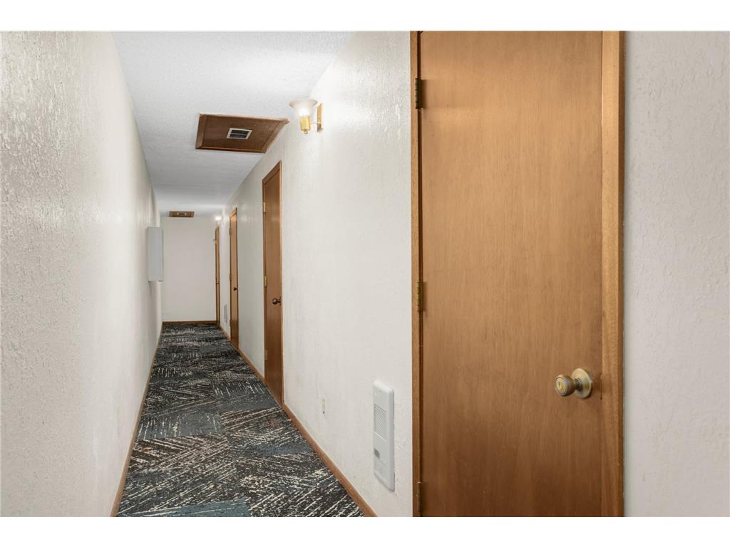 4185 Hilltop Point Eagan MN 55123 7015383 image25