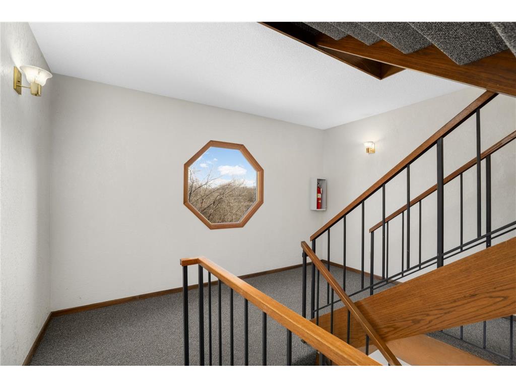 4185 Hilltop Point Eagan MN 55123 7015383 image4