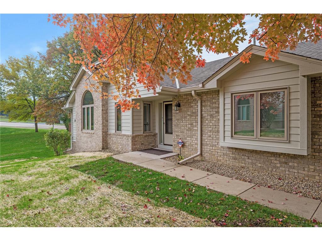 4186 Starbridge Court Eagan MN 55122 6449783 image1