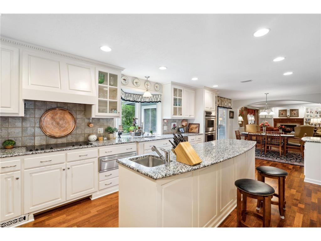 4189 Countryside Drive Eagan MN 55123 6404647 image1