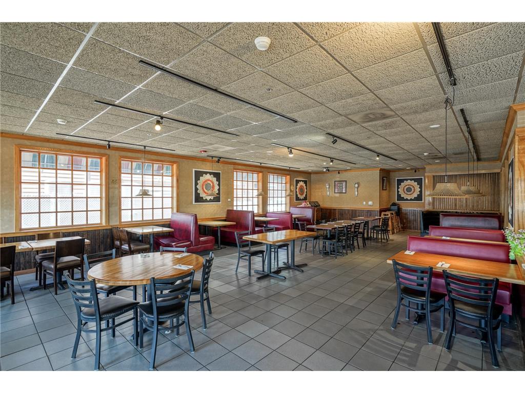 419 2nd Street NW East Grand Forks MN 56721 7004058 image19