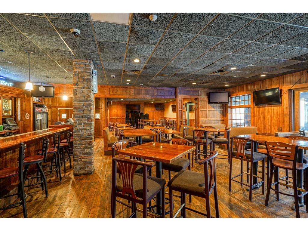 419 2nd Street NW East Grand Forks MN 56721 7004058 image3